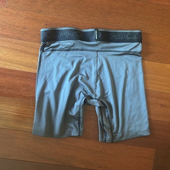 Nike Pro Dri-Fit Shorts M - Picture 2 of 2